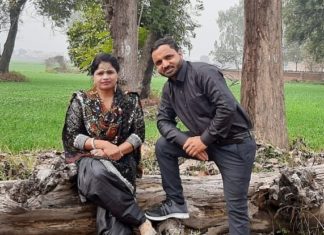 ਪੰਜਾਬੀ ਗਾਇਕ ਜੋੜੀ ਨੇ ਗੋਦੀ ਮੀਡੀਆ ‘ਤੇ ਗਾਇਆ ਗਾਣਾ, ਰਵੀਸ਼ ਕੁਮਾਰ ਨੇ ਵੀ ਕੀਤੀ ਤਾਰੀਫ