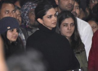 Deepika Padukone reached JNU to support Students
