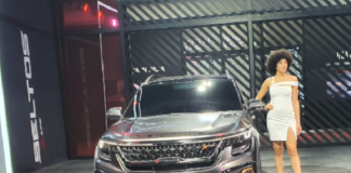 ਆਟੋ ਐਕਸਪੋ 2020: ਮਹਿੰਗੀਆਂ ਕਾਰਾਂ ਦੇ ਕੋਲ ਖੜੇ ਹੋਣ ਦੇ ਲਈ ਸੋਹਣਿਆਂ ਮਾਡਲਾਂ ਨੂੰ ਮਿਲਦੇ ਹਨ 3 ਹਜ਼ਾਰ ਰੁਪਏ