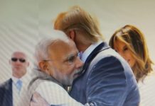 ਅਹਿਮਦਾਬਾਦ ਪਹੁੰਚੇ ਡੋਨਾਲਡ ਟਰੰਪ, ਸਾਬਰਮਤੀ ਆਸ਼ਰਮ ਚ ਡੋਨਾਲਡ ਟਰੰਪ ਤੇ ਮੇਲਾਨੀਆ ਟਰੰਪ ਨੇ ਚਲਾਇਆ ਚਰਖਾ, ਵੇਖੋ ਤਸਵੀਰਾਂ