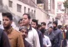 ਦਿੱਲੀ ਚੋਣ: ਵੋਟਿੰਗ ਸ਼ੁਰੂ ਹੁੰਦਿਆਂ ਹੀ ਸ਼ਾਹੀਨ ਬਾਗ ‘ਚ ਲੱਗੀ ਵੋਟਰਾਂ ਦੀ ਲੰਬੀ ਕਤਾਰ