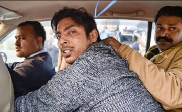 Video : ਸ਼ਾਹੀਨ ਬਾਗ਼ ਨੇੜੇ ਫਾਇਰਿੰਗ ਕਰਣ ਵਾਲੇ ਮੁੰਡੇ ਨੇ ਕਿਹਾ- ਮੁਲਕ ‘ਚ ਸਿਰਫ ਹਿੰਦੂਆਂ ਦੀ ਚੱਲੇਗੀ