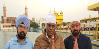 ਅਸ਼ੀਸ਼ ਵਿਦਿਆਰਥੀ ਨੇ ਪਰਿਵਾਰਕ ਮੈਂਬਰਾਂ ਸਮੇਤ ਸ਼੍ਰੀ ਹਰਿਮੰਦਿਰ ਸਾਹਿਬ ਮੱਥਾ ਟੇਕਿਆ