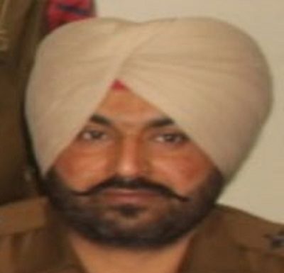 ਐਸਐਚੳ ਤੇ ਉਸਦਾ ਡਰਾਈਵਰ ਭਾਰੀ ਮਾਤਰਾ ‘ਚ ਅਫੀਮ ਸਮੇਤ ਗਿਰਫਤਾਰ
