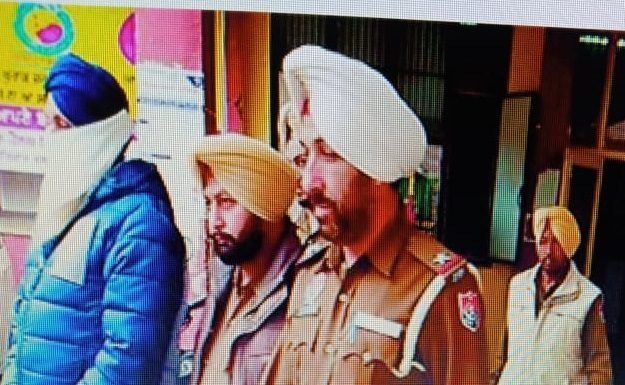 AK-47 ਨਾਲ ਗੋਲੀਆਂ ਚਲਾ ਕੇ ਪਤਨੀ ਅਤੇ ਸਹੁਰੇ ਪਰਿਵਾਰ ਦੀ ਹੱਤਿਆ ਕਰਨਾ ਵਾਲਾ ਹਵਲਦਾਰ 14 ਦਿਨ ਦੀ ਜੂਡੀਸ਼ੀਅਲ ਹਿਰਾਸਤ ‘ਚ