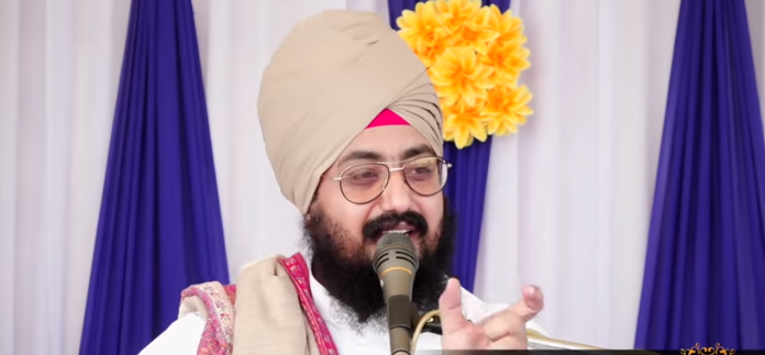 Video : ਤਰਨਤਾਰਨ ਹਾਦਸੇ ‘ਚ ਢੱਡਰੀਆਂ ਵਾਲੇ ਨੇ ਅਕਾਲ ਤਖਤ ਸਾਹਿਬ ਦੇ ਜੱਥੇਦਾਰ ‘ਤੇ ਚੁੱਕੇ ਵੱਡੇ ਸਵਾਲ, ਸੁਣੋ ਕੀ ਦਿੱਤੇ ਤਰਕ