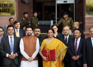 ਹੁਣ ਪੰਜ ਲੱਖ ਤੱਕ ਦੀ ਕਮਾਈ ‘ਤੇ ਕੋਈ ਟੈਕਸ ਨਹੀਂ ਦੇਣਾ ਹੋਵੇਗਾ, 150 ਪ੍ਰਾਈਵੇਟ ਟ੍ਰੇਨ ਚੱਲਣਗੀਆਂ; ਪੜੋ ਹੋਰ ਕੀ-ਕੀ ਹੋਏ ਐਲਾਨ