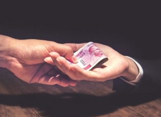 ASI ਤੇ ਕਲਰਕ ਰਿਸ਼ਵਤ ਦੇ 2 ਕੇਸਾਂ ‘ਚ ਰੰਗੇ ਹੱਥੀਂ ਕਾਬੂ