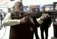 ਡਿਫੈਂਸ ਐਕਸਪੋ-2020: ਪ੍ਰਧਾਨਮੰਤਰੀ ਮੋਦੀ ਨੇ ਚਲਾਈ ਵਰਚੁਅਲ ਰਾਈਫਲ
