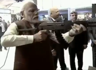 ਡਿਫੈਂਸ ਐਕਸਪੋ-2020: ਪ੍ਰਧਾਨਮੰਤਰੀ ਮੋਦੀ ਨੇ ਚਲਾਈ ਵਰਚੁਅਲ ਰਾਈਫਲ