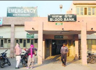 ਫਗਵਾੜਾ : ਮਰੀਜ ਨੂੰ O+ ਦੀ ਥਾਂ B+ ਖੂਨ ਚੜਾਇਆ, ਬਲੱਡ ਬੈਂਕ ਸੀਲ, ਐਸਐਮਓ ਸਣੇ ਤਿੰਨ ਸਸਪੈਂਡ