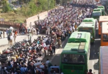 ਲਾਕਡਾਉਨ ‘ਚ ਭੀੜ ‘ਚ ਤੁਰਦਿਆਂ ਲੋਕਾਂ ਨੇ ਦੱਸਿਆ ਕਿ ਉਹ ਕੋਰੋਨਾ ਤੋਂ ਕਿਉਂ ਨਹੀਂ ਡਰਦੇ ? ਜਾਨਣ ਲਈ ਪੜ੍ਹੋ ਖਬਰ