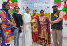 ਆਰਸੀਐਫ ‘ਚ ਵਿਸ਼ਵ ਮਹਿਲਾ ਦਿਵਸ ਤੇ ਔਰਤਾਂ ਨੂੰ ਮਹਿਲਾ ਸਸ਼ਕਤੀਕਰਨ ਬਾਰੇ ਜਾਗਰੂਕ ਕੀਤਾ