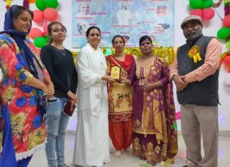 ਆਰਸੀਐਫ ‘ਚ ਵਿਸ਼ਵ ਮਹਿਲਾ ਦਿਵਸ ਤੇ ਔਰਤਾਂ ਨੂੰ ਮਹਿਲਾ ਸਸ਼ਕਤੀਕਰਨ ਬਾਰੇ ਜਾਗਰੂਕ ਕੀਤਾ