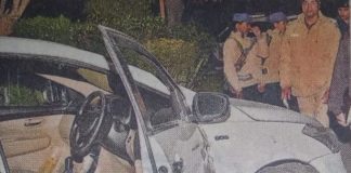 ਚੰਡੀਗੜ੍ਹ ‘ਚ ਬਾਈਕ ਸਵਾਰਾਂ ਨੇ ਕਾਰ ਸਵਾਰ ਫਾਈਨੇਂਸਰ ਨੂੰ ਮਾਰੀਆਂ 5 ਗੋਲੀਆਂ, ਮੌਤ