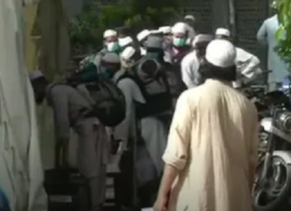 ਵੱਡੀ ਖ਼ਬਰ : ਦਿੱਲੀ ਦੇ ਨਿਜ਼ਾਮੂਦੀਨ ਖੇਤਰ ‘ਚ 11 ਲੋਕ ਕੋਰੋਨਾ ਪਾਜ਼ੀਟਿਵ,700 ਕੀਤੇ ਕਵਾਰੰਟਾਇੰਨ, 300 ‘ਚ ਦਿਸੇ ਕੋਰੋਨਾ ਦੇ ਲੱਛਣ