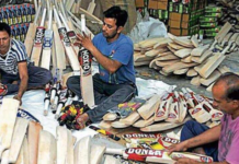 ਕੋਰੋਨਾ ਸੰਕਟ : ਜਲੰਧਰ ਦੀ ਸਪੋਰਟਸ ਮਾਰਕੀਟ ਮੰਦੀ ਦੇ ਰਾਹ ‘ਤੇ, ਰੋਜ਼ਾਨਾ ਹੋ ਰਿਹਾ ਕਰੋੜਾਂ ਦਾ ਨੁਕਸਾਨ