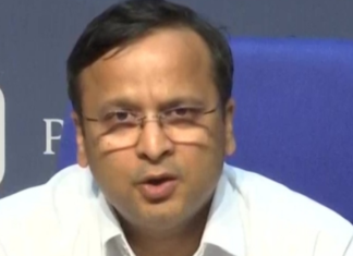 ਭਾਰਤ – ਪਿਛਲੇ 24 ਘੰਟਿਆਂ ‘ਚ 75 ਕੇਸ ਆਏ ਸਾਹਮਣੇ, 30,000 ਵੈਟੀਲੇਟਰ ਖਰੀਦਣ ਦਾ ਦਿੱਤਾ ਆਰਡਰ