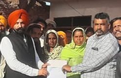 ਫਿਰੋਜ਼ਪੁਰ ਦੇ ਵਿਧਾਇਕ ਪਰਮਿੰਦਰ ਪਿੰਕੀ ਨੇ ਪਿੰਡ ਸੈਦੇਕੇ ਨੂੰ 21.92 ਲੱਖ ਦਿੱਤੇ, ਕਿਹਾ- ਪਿੰਡਾਂ ਨੂੰ ਸ਼ਹਿਰਾਂ ਵਰਗੀਆਂ ਸਹੂਲਤਾਂ ਦਿਆਂਗੇ