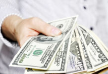 ਜਾਣੋ ਕਿਹੜੀ ਕੰਪਨੀ ਦੇਵੇਗੀ ਕੋਰੋਨਾ ਦੇ ਦਿਨਾਂ ‘ਚ ਕੰਮ ਕਰਨ ਵਾਲੇ ਕਰਮਚਾਰੀਆਂ ਨੂੰ 25 ਫੀਸਦੀ ਵੱਧ ਤਨਖਾਹ