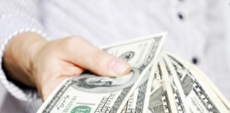 ਜਾਣੋ ਕਿਹੜੀ ਕੰਪਨੀ ਦੇਵੇਗੀ ਕੋਰੋਨਾ ਦੇ ਦਿਨਾਂ ‘ਚ ਕੰਮ ਕਰਨ ਵਾਲੇ ਕਰਮਚਾਰੀਆਂ ਨੂੰ 25 ਫੀਸਦੀ ਵੱਧ ਤਨਖਾਹ