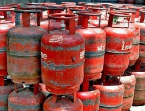 ਅੱਜ ਤੋਂ ਸਸਤਾ ਹੋ ਗਿਆ ਗੈਸ ਸਿਲੰਡਰ, ਪੜ੍ਹੋ ਕਿੰਨੀ ਹੈ ਕੀਮਤ