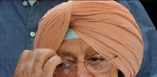 ਨਾਜਾਇਜ਼ ਸ਼ਰਾਬ ਦੇ ਜਾਲ ‘ਚ ਫਸੀ ਕੈਪਟਨ ਸਰਕਾਰ, ਵਿਰੋਧੀ ਧਿਰਾਂ ਲੈ ਰਹੀਆਂ ਲਾਹਾ