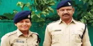 ਧੀ ਥਾਣੇ ਹੈ ਬਾਪ ਦੀ ਅਫ਼ਸਰ ਪਰ ਘਰ ‘ਚ ਖਵਾਉਂਦੀ ਹੈ ਆਪਣੇ ਹੱਥਾਂ ਨਾਲ ਖਾਣਾ