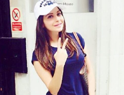 ਸਿੰਗਰ ਕਨਿਕਾ ਕਪੂਰ ਨੇ 18 ਦਿਨਾਂ ‘ਚ ਦਿੱਤੀ ਕੋਰੋਨਾ ਨੂੰ ਮਾਤ, 6ਵੀਂ ਰਿਪੋਰਟ ਨੇਗੇਟਿਵ ਆਉਣ ਤੇ ਪਹੁੰਚੀ ਆਪਣੇ ਘਰ