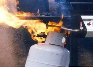 ਲੁਧਿਆਣਾ ‘ਚ ਸਿਲੰਡਰ ਲੀਕ ਹੋਣ ਕਾਰਨ ਧਮਾਕਾ, ਝੁਲਸਿਆ ਪੂਰਾ ਪਰਿਵਾਰ