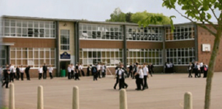 ਅਮਰੀਕਾ ਨੇ 1 ਸਾਲ ਲਈ ਸਕੂਲ ਕਾਲਜ ਕੀਤੇ ਬੰਦ