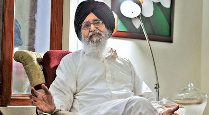 ਗਰੀਬਾਂ ਤਕ ਰਾਸ਼ਨ ਪਹੁੰਚਾਉਣ ਦੇ ਕੰਮ ‘ਚ ਤੇਜ਼ੀ ਲਿਆਉਣੀ ਚਾਹੀਦੀ : ਪ੍ਰਕਾਸ਼ ਸਿੰਘ ਬਾਦਲ