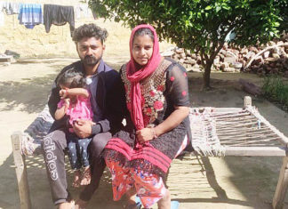 ਕਰਫਿਊ ਦੇ 12 ਦਿਨ ਬੀਤੇ, ਪਿੰਡਾਂ ਤੱਕ ਨਹੀਂ ਪਹੁੰਚੀ ਕੋਈ ਸਰਕਾਰੀ ਮਦਦ