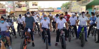 ਮੋਗਾ ‘ਚ ਡੀਸੀ ਤੇ ਐਸਐਸਪੀ ਨੇ ਚਲਾਈ ਸਾਈਕਲ, ਲੋਕਾਂ ਨੂੰ ਵਾਤਾਵਰਨ ਬਚਾਉਣ ਅਤੇ ਸਾਈਕਲ ਚਲਾਉਣ ਲਈ ਕੀਤਾ ਪ੍ਰੇਰਿਤ