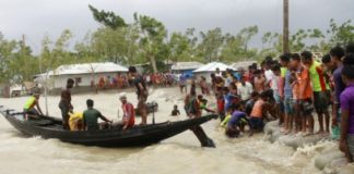 PM ਮੋਦੀ ਦੇ ਐਲਾਨ ‘ਤੇ ਭੜਕੀ ਮਮਤਾ ਬੈਨਰਜ਼ੀ, ਕਿਹਾ- ਨੁਕਸਾਨ 1 ਲੱਖ ਕਰੋੜ ਦਾ, ਮਿਲੇ 1 ਹਜ਼ਾਰ ਕਰੋੜ