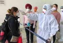 ਵਿਦੇਸ਼ ਤੋਂ ਮੋਹਾਲੀ ਅੰਤਰਰਾਸ਼ਟਰੀ ਹਵਾਈ ਅੱਡੇ ਪਹੁੰਚੀ ਪਹਿਲੀ ਉਡਾਣ, 61 ਯਾਤਰੀ ਪੰਜਾਬ ਦੇ – ਪੜ੍ਹੋ ਕਿਨ੍ਹਾਂ ਜ਼ਿਲਿਆਂ ਦੇ ਹਨ ਯਾਤਰੀ