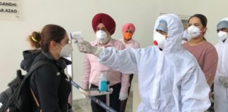 ਵਿਦੇਸ਼ ਤੋਂ ਮੋਹਾਲੀ ਅੰਤਰਰਾਸ਼ਟਰੀ ਹਵਾਈ ਅੱਡੇ ਪਹੁੰਚੀ ਪਹਿਲੀ ਉਡਾਣ, 61 ਯਾਤਰੀ ਪੰਜਾਬ ਦੇ – ਪੜ੍ਹੋ ਕਿਨ੍ਹਾਂ ਜ਼ਿਲਿਆਂ ਦੇ ਹਨ ਯਾਤਰੀ