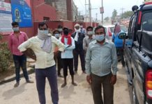 2 ਮਹੀਨਿਆਂ ਤੋਂ ਨਹੀਂ ਮਿਲੀ ਤਨਖਾਹ, ਮਜ਼ਦੂਰਾਂ ਨੇ ਆਦਮਪੁਰ ਥਾਣੇ ਦੇ ਬਾਹਰ ਲਾਇਆ ਧਰਨਾ