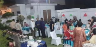 ਲੌਕਡਾਊਨ ‘ਚ ਘਰ ਦੀ ਛੱਤ ‘ਤੇ ਚਲ ਰਹੀ ਸੀ ਪਾਰਟੀ, ਪਹੁੰਚ ਗਈ ਪੁਲਿਸ