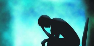 ਘਰ ਬੈਠੇ ਲੋਕਾਂ ਦੇ ਮਾਨਸਿਕ ਤਣਾਅ ਨੂੰ ਦੂਰ ਕਰਨ ਲਈ ਪ੍ਰਸ਼ਾਸਨ ਨੇ ਹੈਲਪਲਾਇਨ ਨੰਬਰ ਕੀਤੇ ਜਾਰੀ