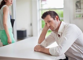 ਜਾਣੋਂ ਹੋ ਗੱਲਾਂ ਜੋ ਪਤਨੀਆਂ ਨੂੰ ਪਤੀ ਦੱਸਣਾ ਕਦੇ ਵੀ ਪਸੰਦ ਨਹੀਂ ਕਰਦੇ