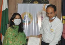 ਜਲੰਧਰ ਦੇ 50 ਕੋਰੋਨਾ ਯੋਧਿਆਂ ਅਤੇ ਉਨਾਂ ਦੀਆਂ ਟੀਮਾਂ ਦਾ ਡਿਪਟੀ ਕਮਿਸ਼ਨਰ ਵੱਲੋਂ ਵਿਸ਼ੇਸ਼ ਸਨਮਾਨ