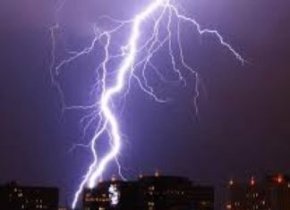 ਮੌਤ ਦੀ ਬਾਰਿਸ਼ – ਥੰਡਰਕਲੈਪ ਨਾਲ 100 ਤੋਂ ਵੱਧ ਮੌਤਾਂ, 36 ਤੋਂ ਜ਼ਿਆਦਾ ਲੌਕ ਜਖਮੀ