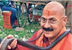 ਸਾਬਕਾ ਡੀਜੀਪੀ ਡੀਕੇ ਪਾਂਡੇ ਖਿਲਾਫ ਨੂੰਹ ਨੇ ਰਿਪੋਰਟ ਦਰਜ ਕਰਵਾਈ, ਆਪਣੇ ਤੇ ਗੈਰਾਂ ਨਾਲ ਸਬੰਧ ਬਣਾਉਣ ਲਈ ਕੀਤਾ ਮਜ਼ਬੂਰ