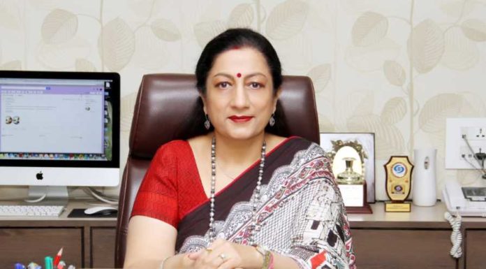 ਕੇਐਮਵੀ ਨੇ ਕੁੜੀਆਂ ਲਈ 1 ਕਰੋੜ ਦੀ ਸਕਾਲਰਸ਼ਿਪ ਦਾ ਕੀਤਾ ਐਲਾਨ