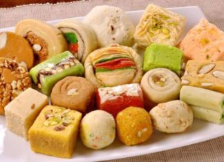 ਹਰ ਮਿਠਾਈ ਦੇ ਡੱਬੇ ਅਤੇ ਰੱਖੜੀ ਨਾਲ ਦੁਕਾਨਦਾਰ ਨੂੰ ਦੇਣੇ ਪੈਣਗੇ 2 ਮਾਸਕ ਮੁਫਤ