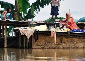 ਅਸਾਮ ‘ਚ ਹੜ੍ਹ ਨਾਲ ਭਾਰੀ ਤਬਾਹੀ, 23 ਜ਼ਿਲ੍ਹਿਆਂ ‘ਚ 25 ਲੱਖ ਲੋਕ ਪ੍ਰਭਾਵਿਤ, 128 ਦੀ ਮੌਤ