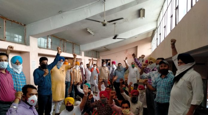 ਪਨਬੱਸ ਵਲੋਂ ਤਨਖ਼ਾਹ ਲੇਟ ਪਾਉਣ ਅਤੇ ਅੱਡਿਆਂ ਤੇ ਕਰਪਸ਼ਨ ਖਿਲਾਫ 11 ਅਗਸਤ ਨੂੰ ਪੁਤਲੇ ਫ਼ੂਕਣ ਦਾ ਫੈਸਲਾ