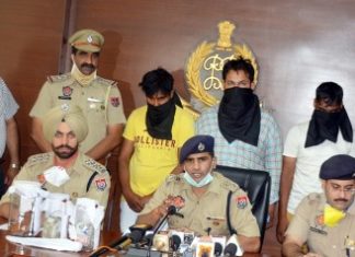 PNB ਫੇਸ-3A ਮੋਹਾਲੀ ‘ਚ ਹੋਈ ਬੈਂਕ ਡਕੈਤੀ ਦਾ ਪਰਦਾਫਾਸ਼, 3 ਨੌਜਵਾਨ ਗ੍ਰਿਫ਼ਤਾਰ