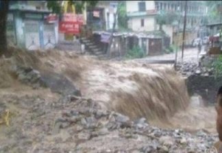 ਉਤਰਾਖੰਡ ‘ਚ ਬੱਦਲ ਫਟਣ ਨਾਲ ਤਬਾਹੀ, 3 ਮੌਤਾਂ, ਪੰਜਾਬ ਸਮੇਤ ਕਈ ਰਾਜਾਂ ‘ਚ ਭਾਰੀ ਮੀਂਹ ਦੀ ਚੇਤਾਵਨੀ